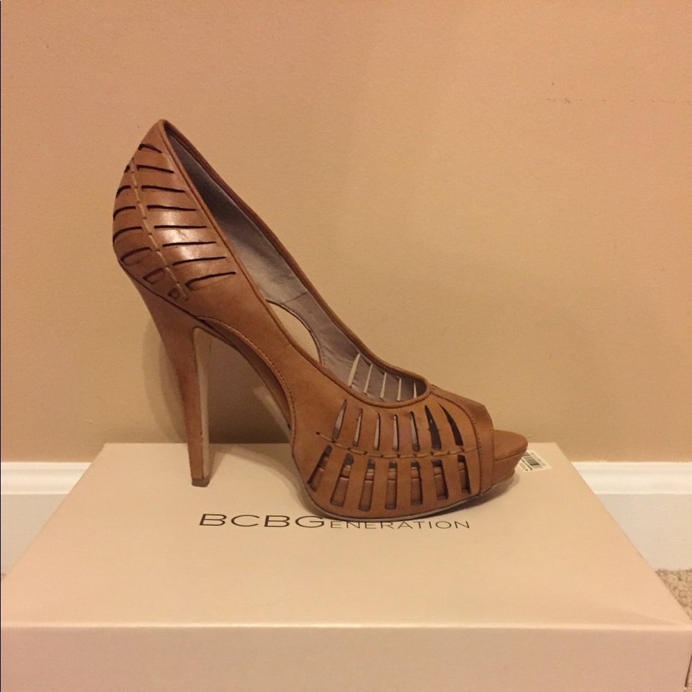 BCBG Evie Platforms